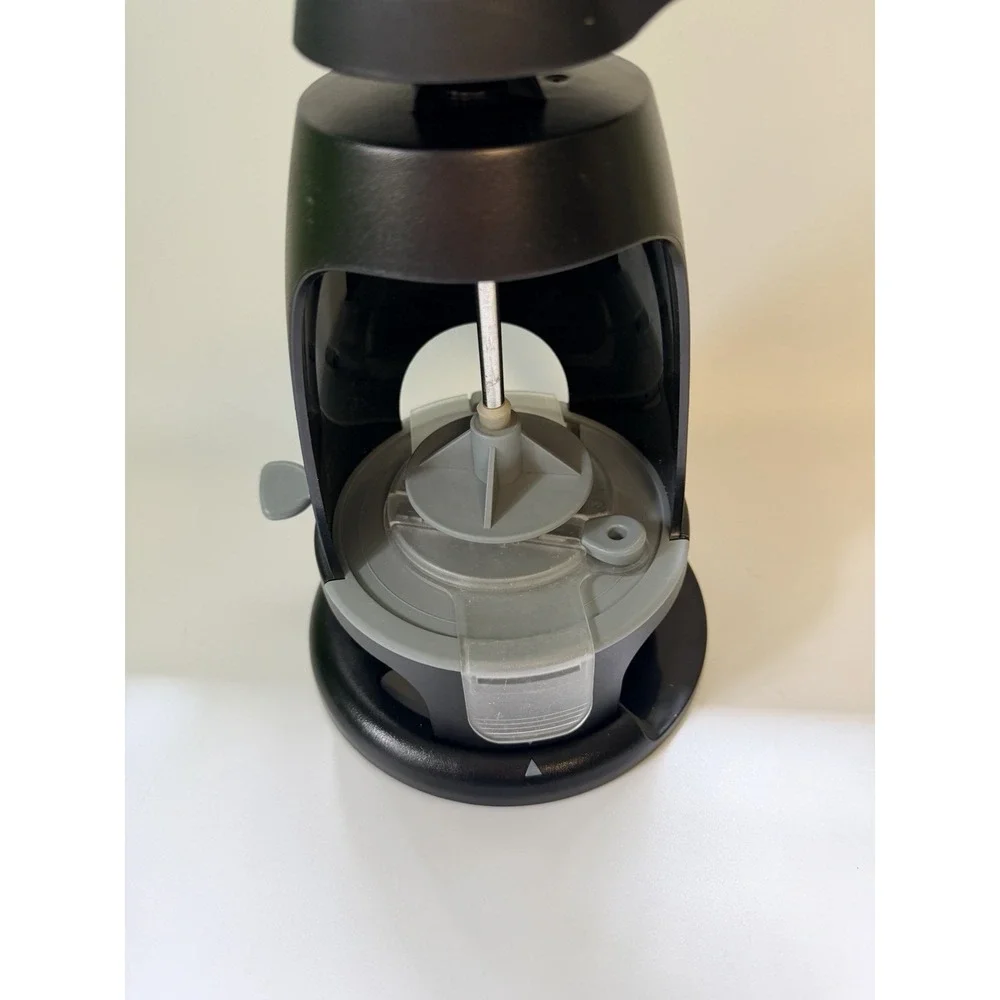 Pampered Chef Veggie Spiralizer Cutter Zoddles Vegetable Noodles Kitchen Gadget
